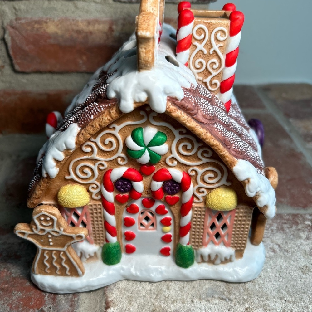 Vintage Partylite Gingerbread House Tea Light Holder Oh So Adorable! - Picture 8 of 11